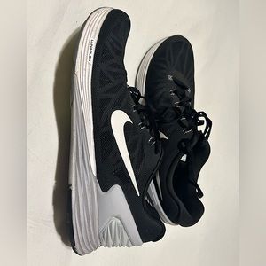 Nike Lunarglide 6 Running Shoe Men’s Size 10.5
